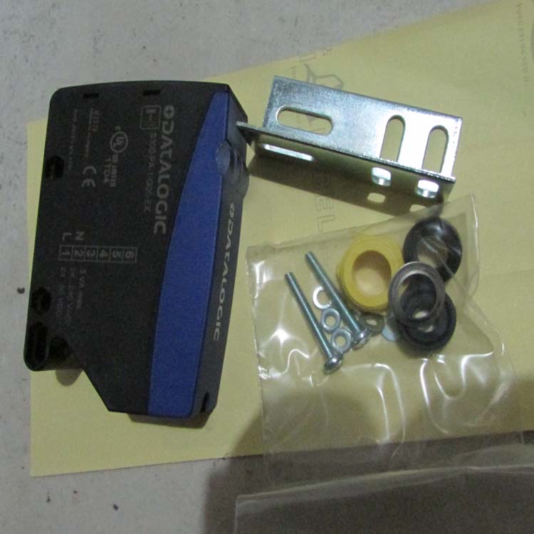 Datasensor放大器DS8100A-3000
