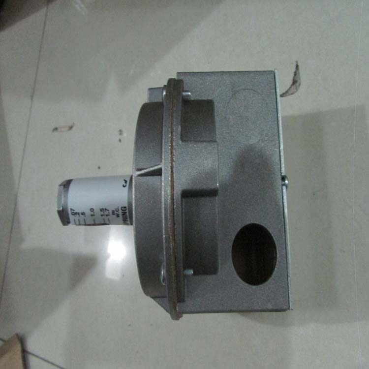 TOSACA截止阀Model 1216 PN 40