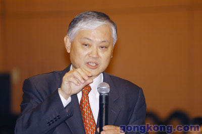 　　研华科技中国区总经理何春盛