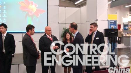 Intel公司作为研祥集团的战略合作伙伴，其嵌入式通讯联盟总监Troy D. Smith也在会上发表了讲话