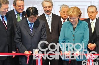 德国总理默克尔女士和日本前首相安倍晋三先生为展会隆重揭幕德国总理默克尔女士和日本前首相安倍晋三先生为展会隆重揭幕