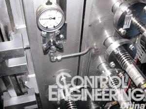 The special transmitters with the Neumo BioConnect flanges are in a vertical line along the right edge