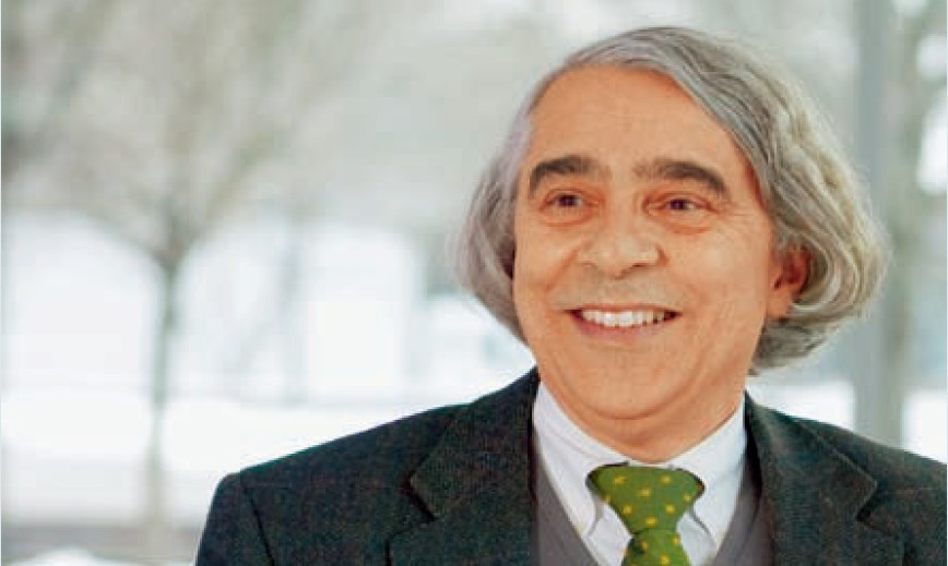  埃内斯特 · 莫尼兹 (Ernest Moniz) 教授 