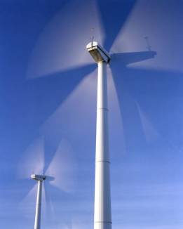 工业以太网在风力发电厂监控系统的应用如图